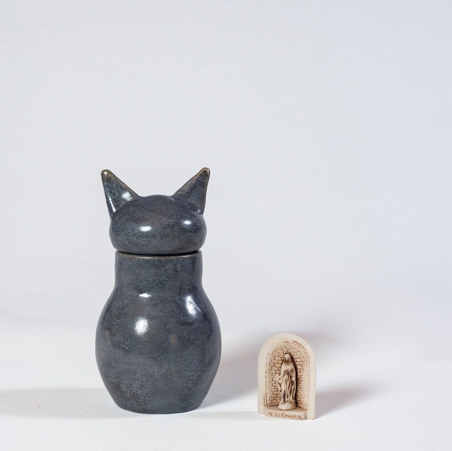 Handcrafted Ceramic Cat Cremation Urn - Indoor/Outdoor Pet Memorial