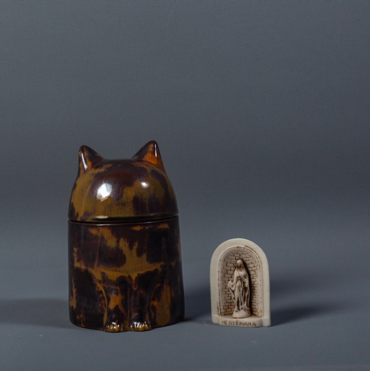 Handmade Ceramic Cat Cremation Urn: Pet Memorial Ash Urn