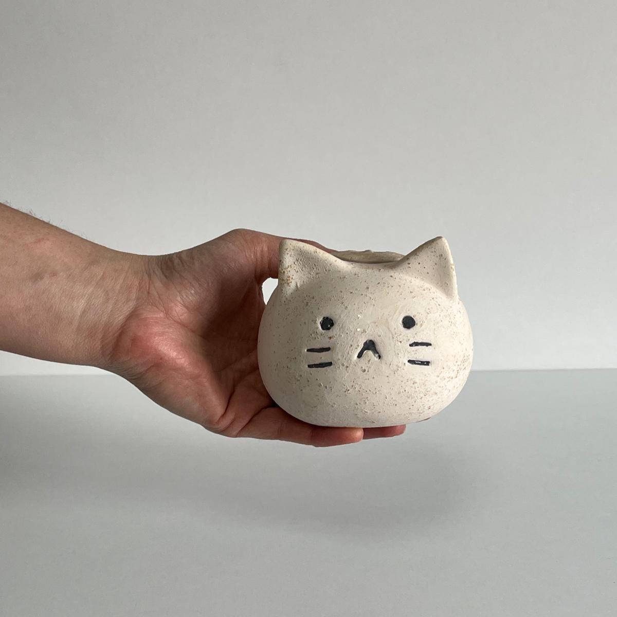 White Cat Cremation Urn – Handmade Ceramic Pet Urn | Cat Memorial | Cat Urn Vase | Rainbow Bridge Memorial Safe Shipping Guarantee !