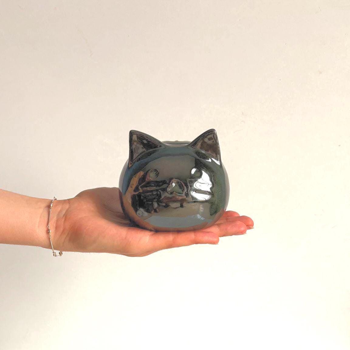 Metalic Green Mini Urn for Cat Ashes | Ceramic Pet Urn | Memorial Keepsake | Katzenurne | Urna Para Gato | Urna Gatto | Katten Urn | Katteur