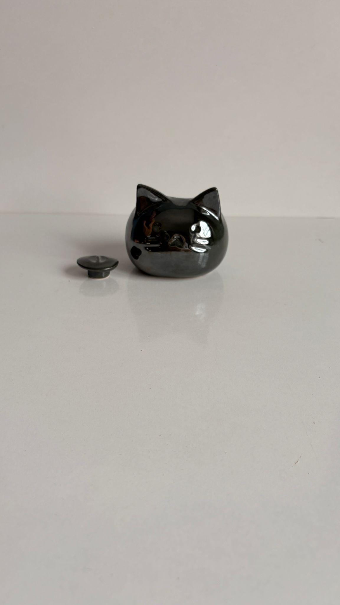 Metalic Green Mini Urn for Cat Ashes | Ceramic Pet Urn | Memorial Keepsake | Katzenurne | Urna Para Gato | Urna Gatto | Katten Urn | Katteur