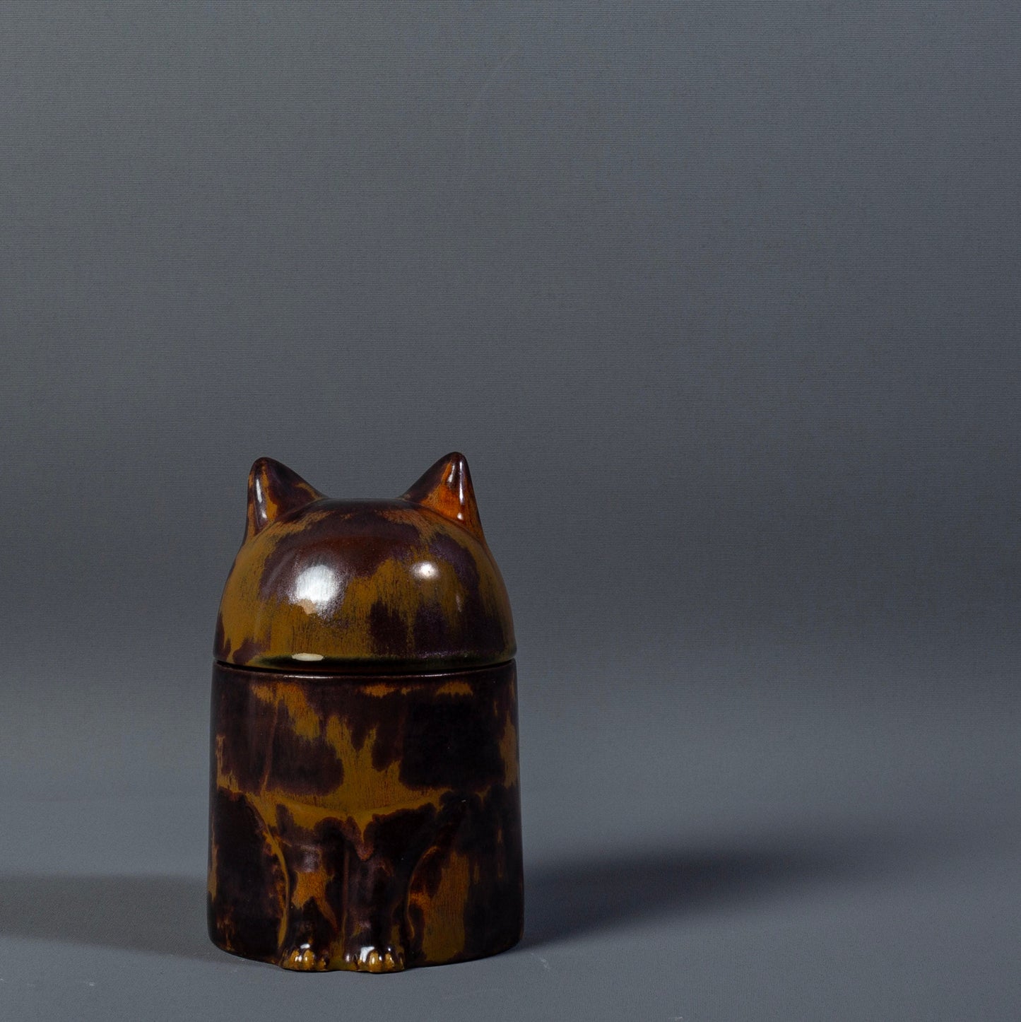 Handmade Ceramic Cat Cremation Urn: Pet Memorial Ash Urn